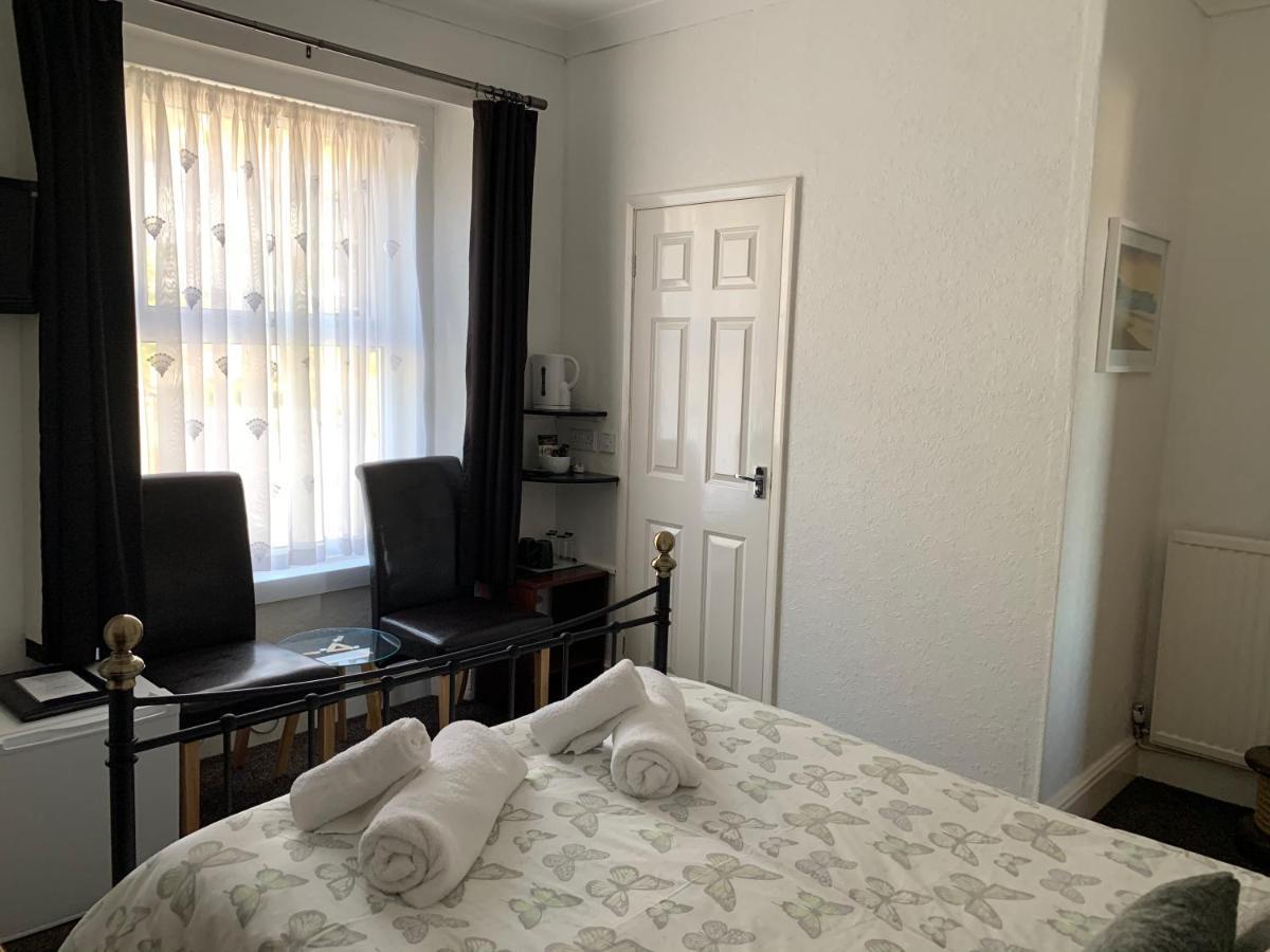 Capri Guesthouse Llandudno Luaran gambar
